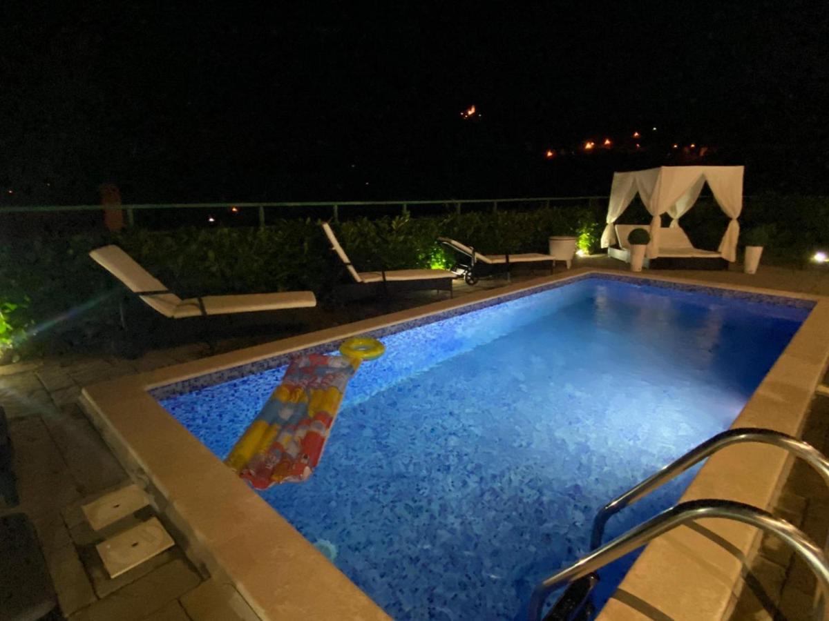 Villa Diana Veprinac Ngoại thất bức ảnh